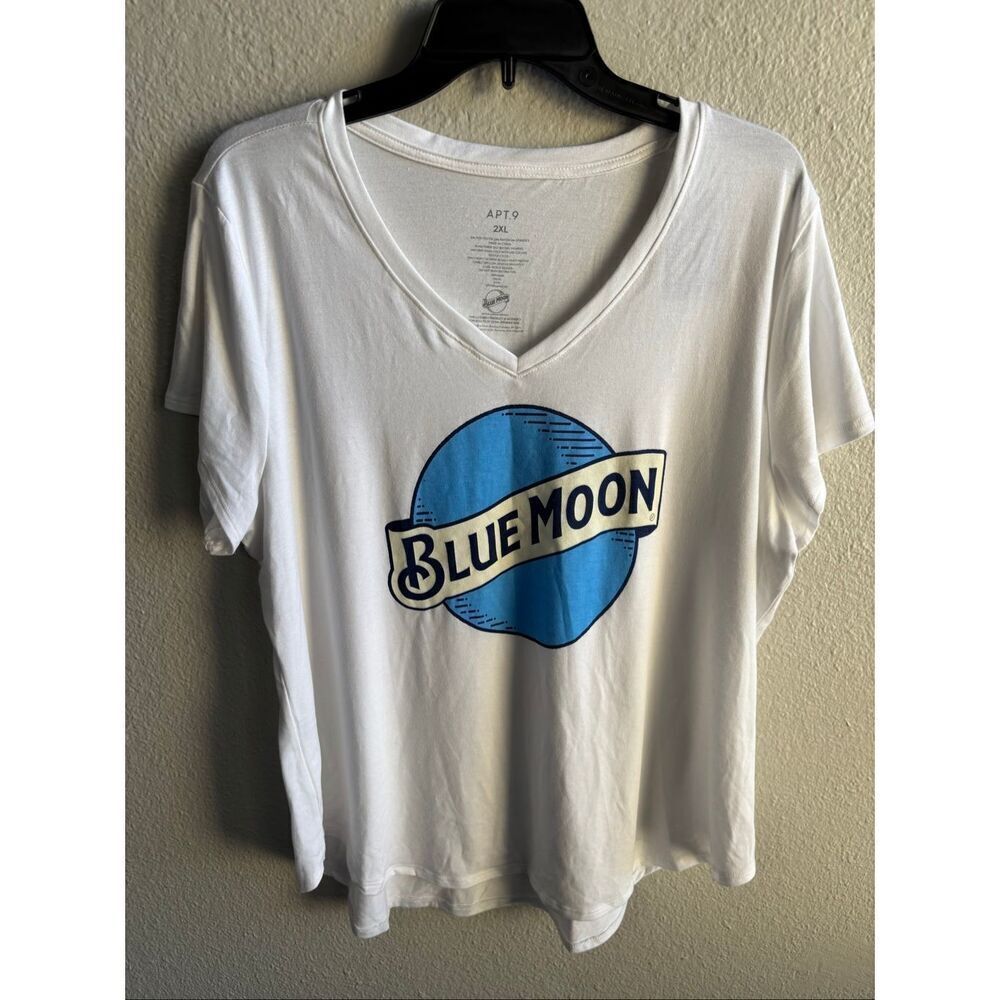 ❤️Apt.9 Women’s Blue Moon Tee